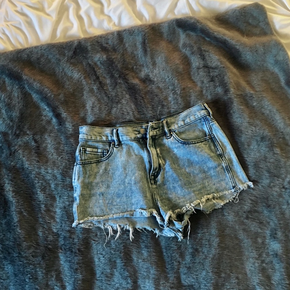 Light Wash Distressed Jean Shorts